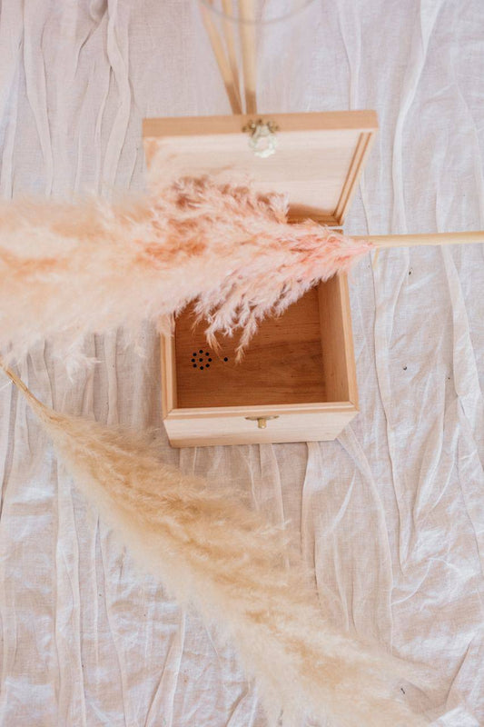 Wooden music box "My congratulations to you"